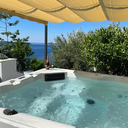 Nyaraló Infinity Blue *